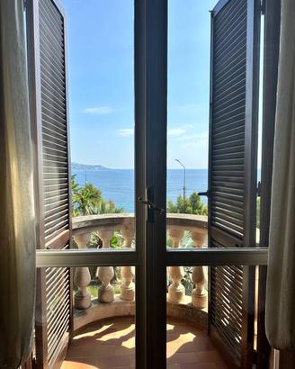 Villa di 400 m² con più di 5 locali e box auto dop