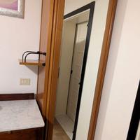 Mobile ingresso con specchiera porta abiti