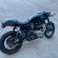 Triumph Thruxton 900 carburatori