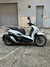 Piaggio Beverly 400