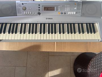 Tastiera Yamaha YPT300