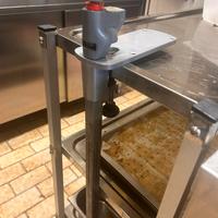 Apri barattoli da banco