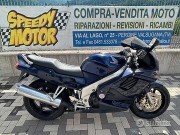 Honda VFR 750 R