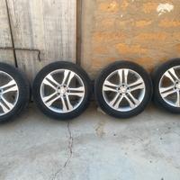 Cerchi in lega mercedes 18  con gomme 235/50/18