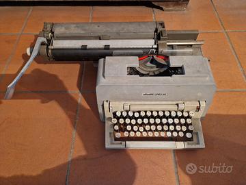 Macchina da scrivere Olivetti