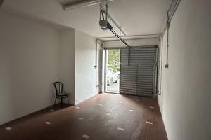 Adriatico comodo e ampio garage doppio