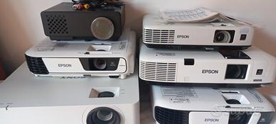 Proiettore Epson HD e full HD videoproiettori