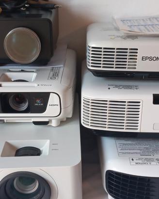 Proiettore Epson HD e full HD videoproiettori