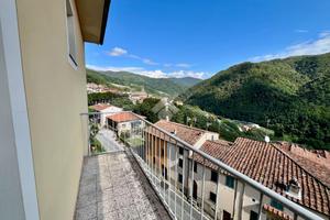 3 LOCALI A VILLA BASILICA