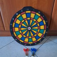 Bersaglio per freccette con freccette – come nuovo