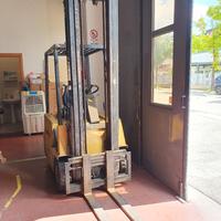 CARRELLO ELETTRICO A 3 RUOTE YALE ERP15RCF