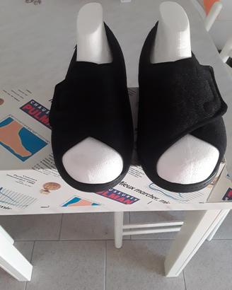 sandalo nero ortopedico n.40