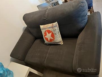 Divano 2 posti ikea