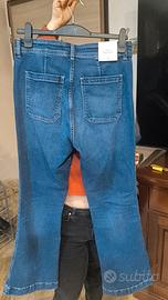 jeans modello a zampa H&M