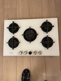 piano cottura in vetro 