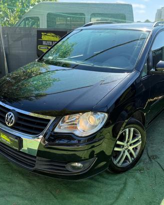 Volkswagen TOURAN 1.4 METANO 7 POSTI HIGHLINE