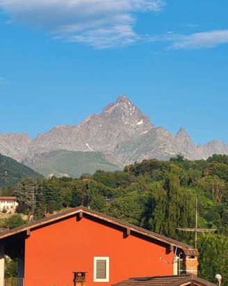 Appartamento panoramico con vista sul Monviso