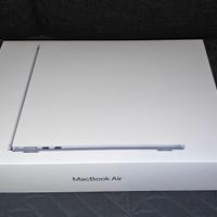 MacBook Air 13'', M4, 16GB, 512 GB NUOVO