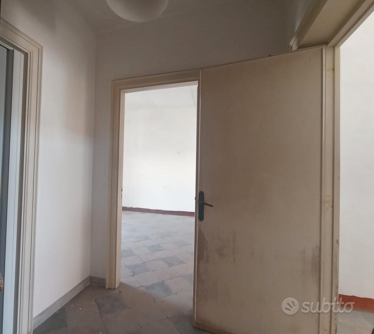 Appartamento primo piano con terrazzino - Vista 4