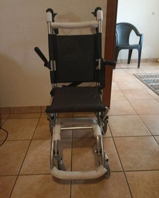 Sedia a rotelle da transito