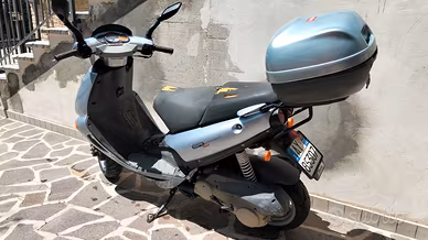 Aprilia SR 125