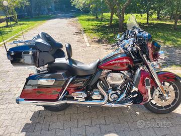 Harley-Davidson Ultra Electra Glide C.V.O. - 2011