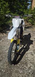 cross husqvarna fc 250