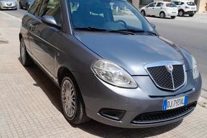 Lancia Ypsilon 1.2 Argento