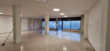 NEGOZIO A MARENO DI PIAVE