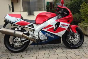 YAMAHA  4HD  YZF  750 R