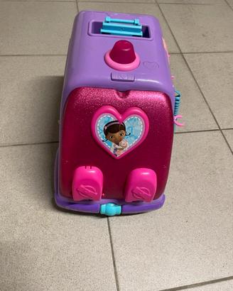 Clinica mobile della dottoressa peluche