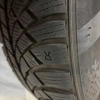 pneumatici invernali Kumo 255/45 R19 104V