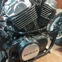 Motore Honda VT 500 e altri pezzi