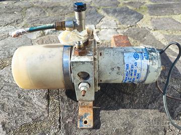 Pompa idraulica 12v per movimentazione pistoni