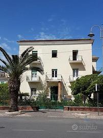 Appartamento centralissimo giardino