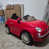 Macchina elettrica a batteria bambini Fiat 500