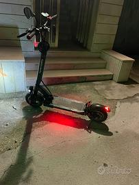 Monopattino KUGOO KIRIN M4 PRO