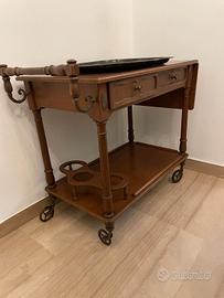 Carrello portavivande vintage in legno allungabile