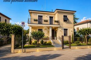 BIFAMILIARE A FOLIGNO