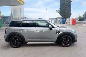 Mini Cooper D Countryman 1.5 HYPE AUTOMATICA BELLA