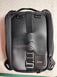 Borsa serbatoio GIVI Corium CRM108