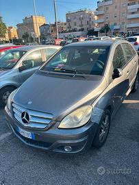 Mercedes Classe B 2010 380000 km impianto a gas