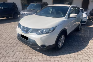NISSAN Qashqai 1.6 dCi 2WD N-Connecta