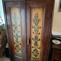 Armadio in Stile Ante Dipinte