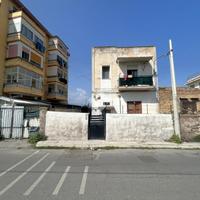 3 LOCALI A PALERMO