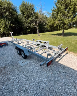 Carrello porta barca