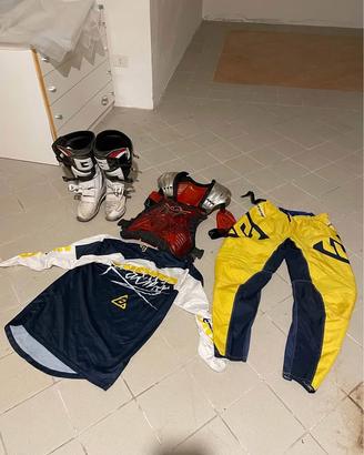 Abbigliamento cross enduro