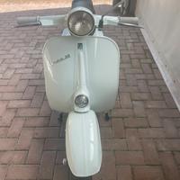 Vespa 50 L restaurata anno 1967