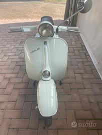 Vespa 50 L restaurata anno 1967