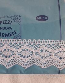 Pizzo bianco a smerli 